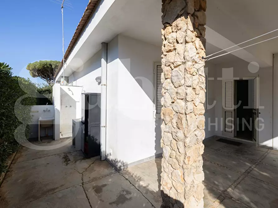 Immagine 5 di Casa bifamiliare in vendita  in Viale della Giustizia, 5 a Scicli