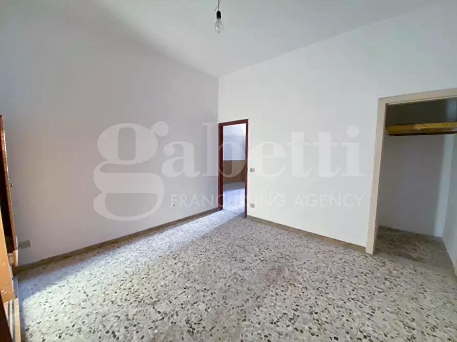 Immagine 12 di Palazzo in vendita  in Via marsala, 16 a Pachino