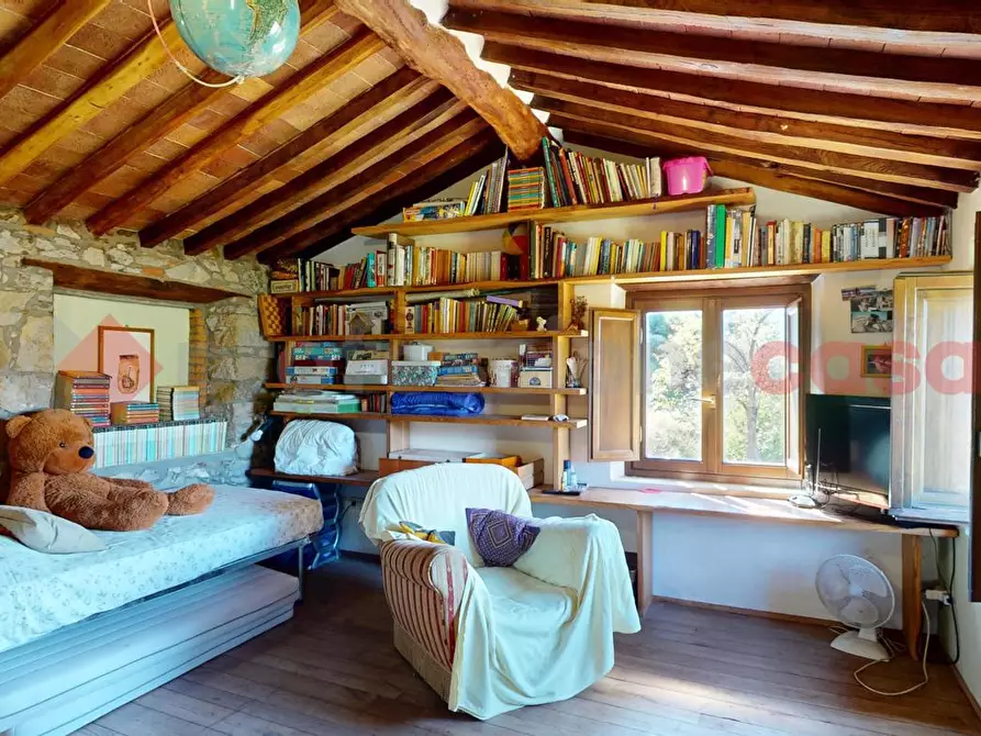 Immagine 17 di Rustico / casale in vendita  in LocalitÃ  castello, 9 a Borgo A Mozzano