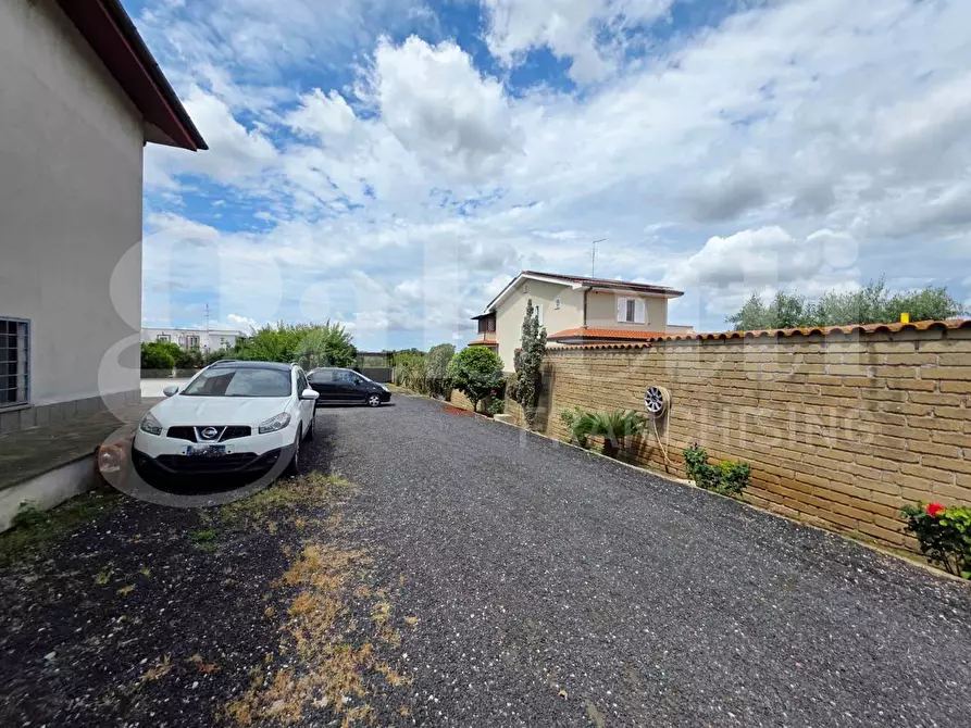 Immagine 19 di Villa in vendita  in Via Castelbarco, 67a a Roma