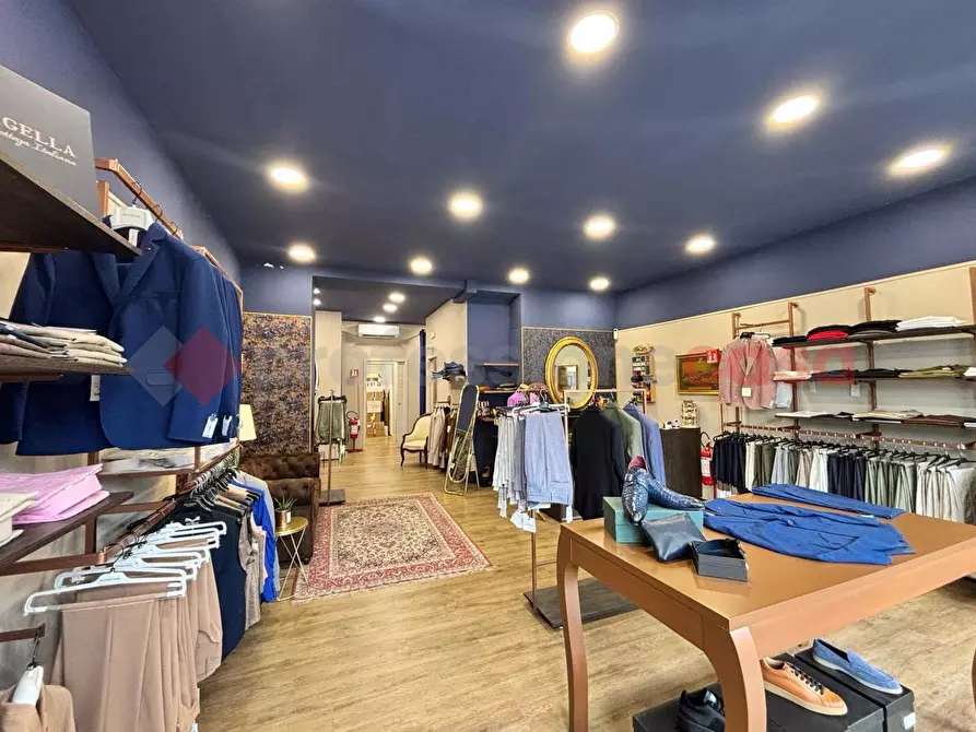 Immagine 4 di Attività commerciale in vendita  in Via Casilina, 4706 a Anagni