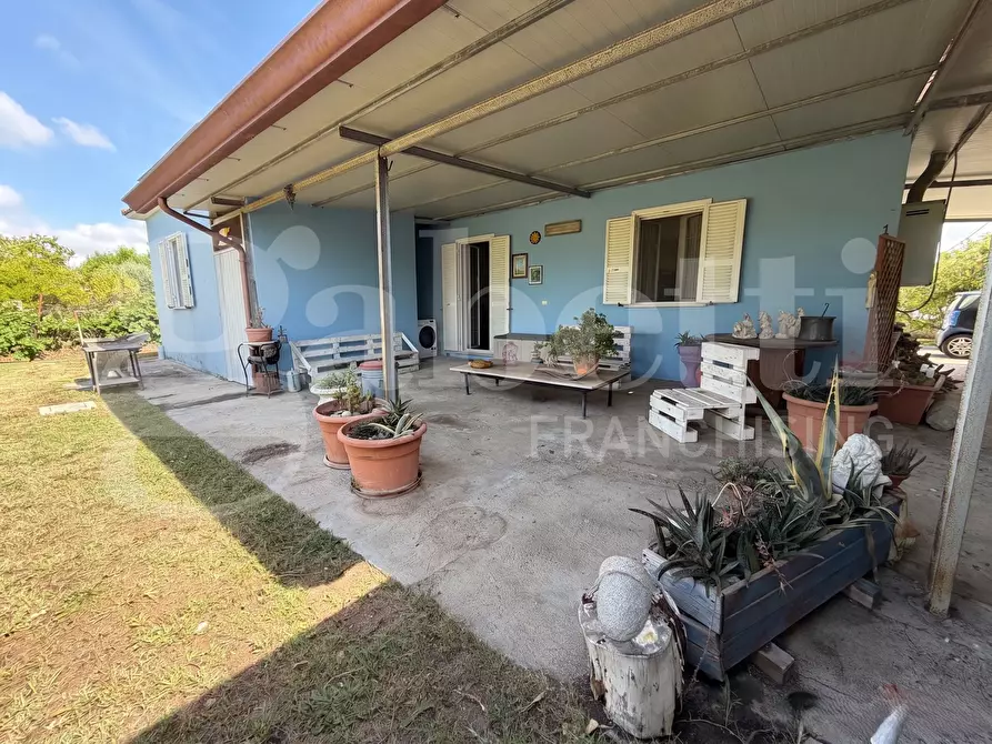 Immagine 17 di Villa in vendita  in Strada Riserva Talone, 251 a Latina