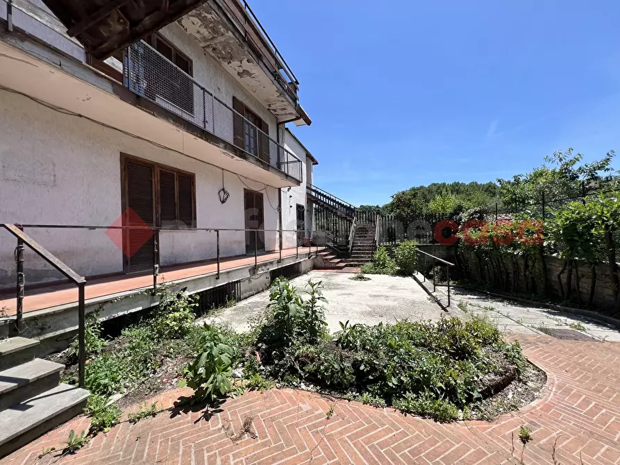 Immagine 14 di Villa in vendita  in Via Villini, 21 a Alatri