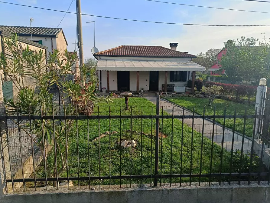 Immagine 28 di Casa indipendente in vendita  in Via Boscochiaro LocalitÃ  martinelle, 19 a Cavarzere
