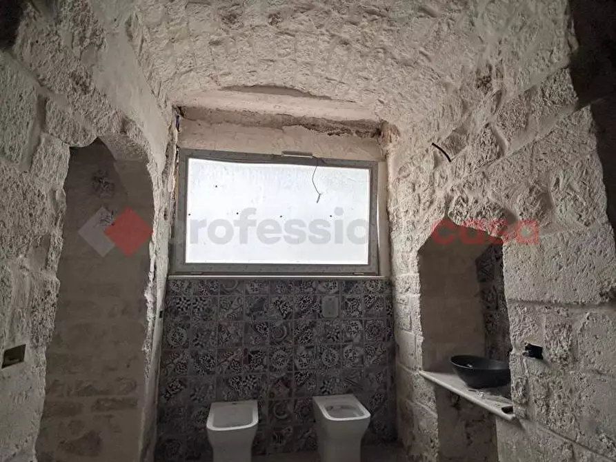 Immagine 10 di Casa indipendente in vendita  in Largo Francesco Trinchera, snc a Ostuni