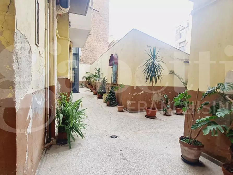 Immagine 5 di Appartamento in vendita  in Via Francesco Paolo Perez a Palermo