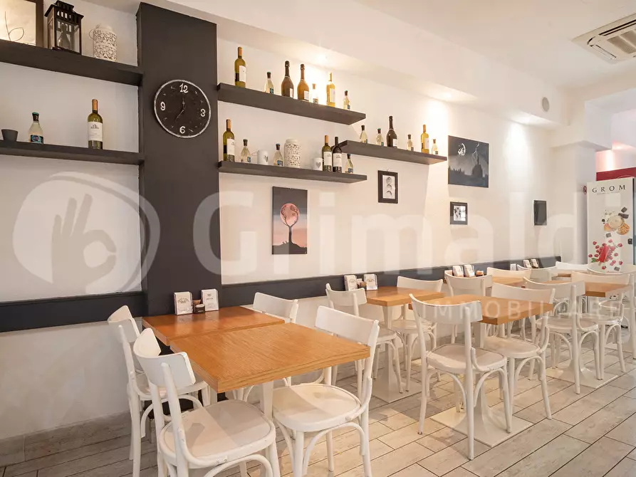 Immagine 6 di Bar / Ristorante in vendita  in Via Aurelia, 411/413 a Roma