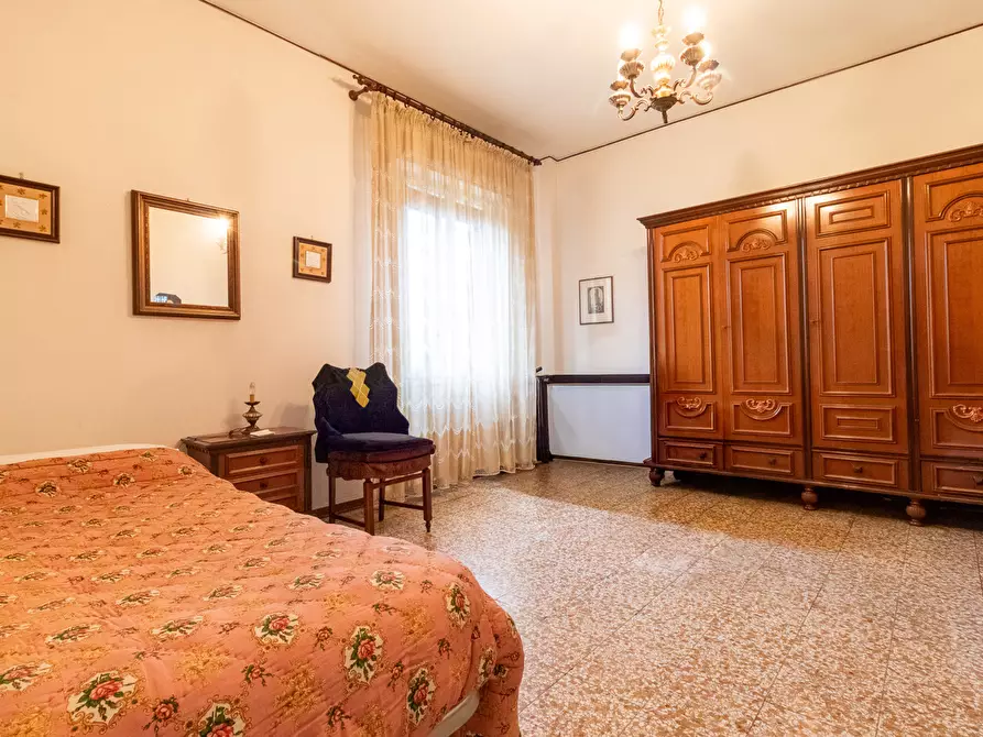 Immagine 12 di Appartamento in vendita  in Via Francesco Zanardi, 384 a Bologna