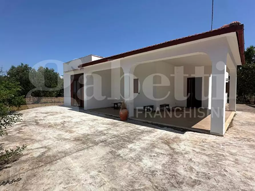 Immagine 6 di Villa in vendita  in Contrada Sorbole, sn a Ostuni