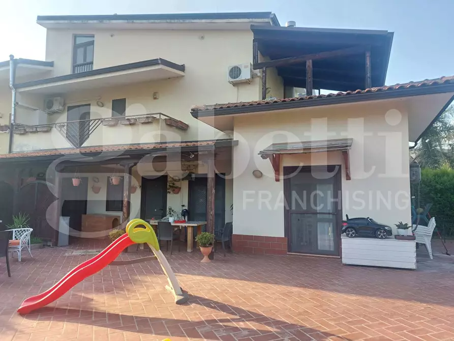 Immagine 1 di Casa quadrifamiliare in vendita  in Via Guglielmo Pepe, 32 a Settingiano