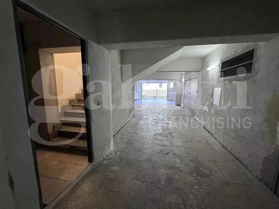 Immagine 43 di Appartamento in vendita  in Via Stefano SaccÃ , 13 a Villafranca Tirrena