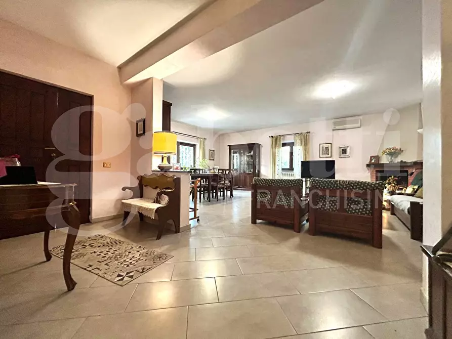 Immagine 12 di Villa in vendita  in Via moschiano, 144 a Roma