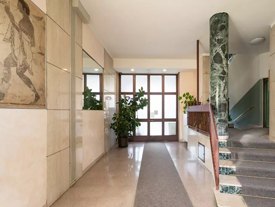 Immagine 47 di Appartamento in vendita  in Largo Brasilia, 4 a Milano