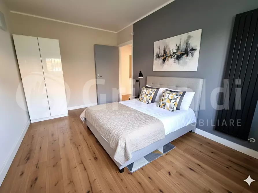 Immagine 15 di Appartamento in vendita  in Viale A. VESPUCCI, 12 a Massa