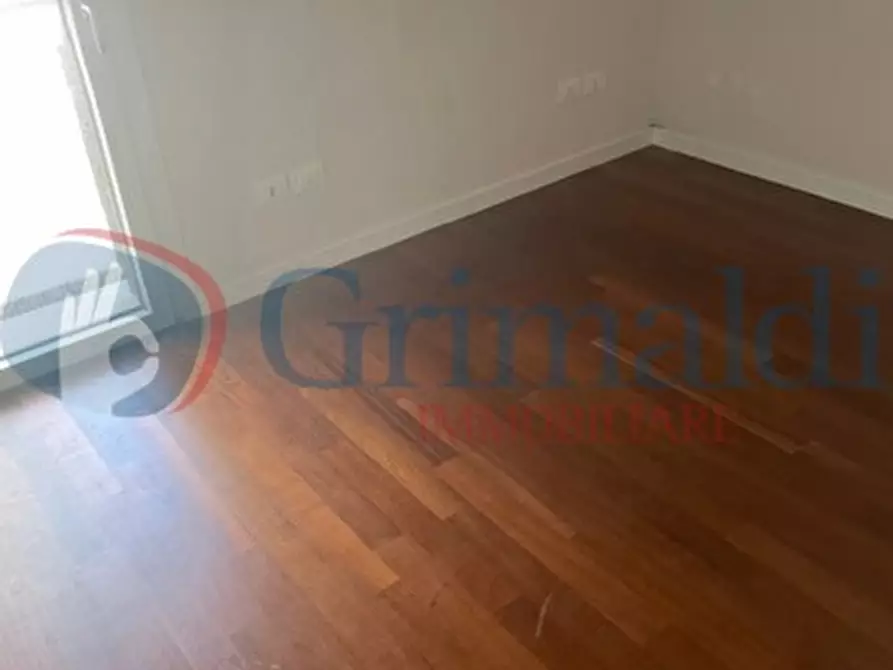 Immagine 10 di Appartamento in vendita  in Piazza attias a Livorno