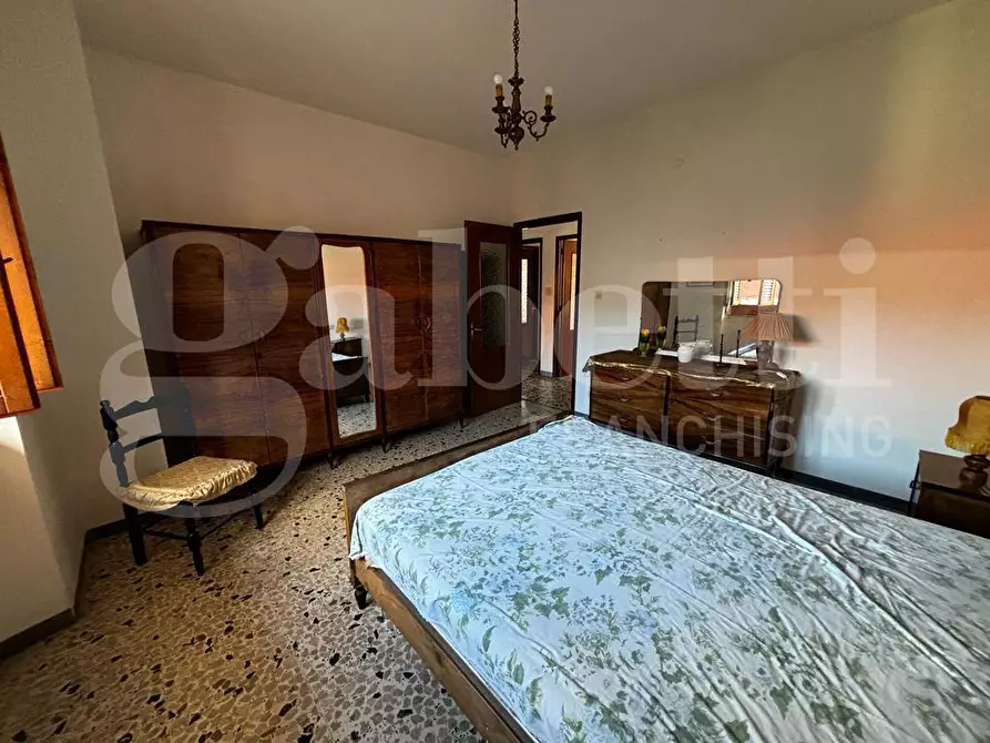 Immagine 11 di Appartamento in vendita  in Via Mercato, 15 a Villamassargia