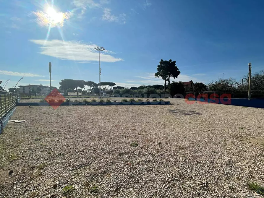 Immagine 27 di Negozio in affitto  in Via PONTINA, 148 a Terracina