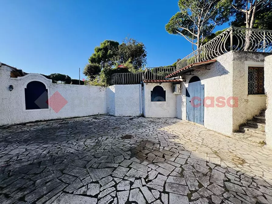 Immagine 44 di Villa in vendita  in Via TERRACINA, 50 a San Felice Circeo