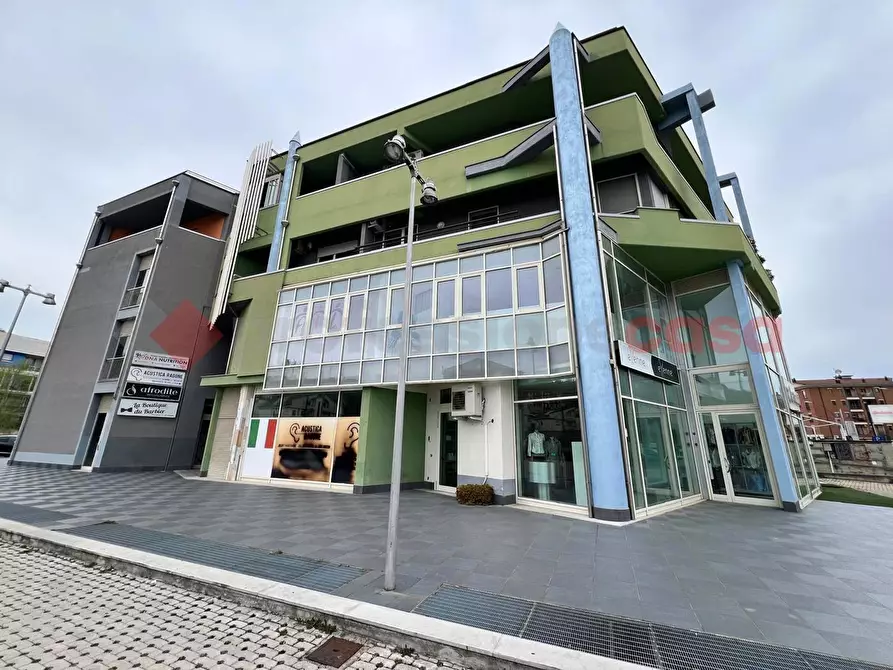 Immagine 26 di Negozio in vendita  in Via Del Gallitello, SNC a Potenza