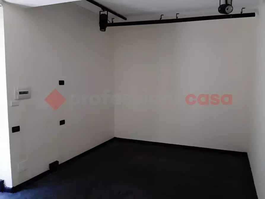 Immagine 5 di Negozio in affitto  in Via Vittorio Emanuele, 135 a Anagni