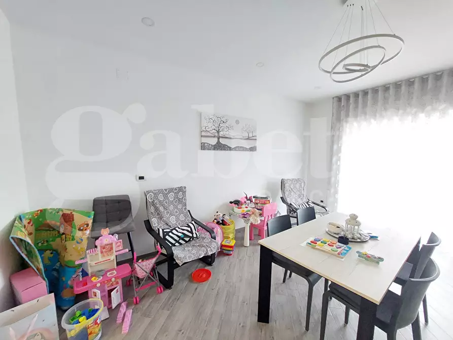 Immagine 6 di Appartamento in vendita  in Via Cairoli, 8 a Alba Adriatica