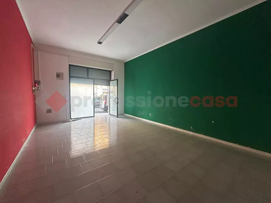 Immagine 4 di Negozio in vendita  in Via estramurale a Putignano