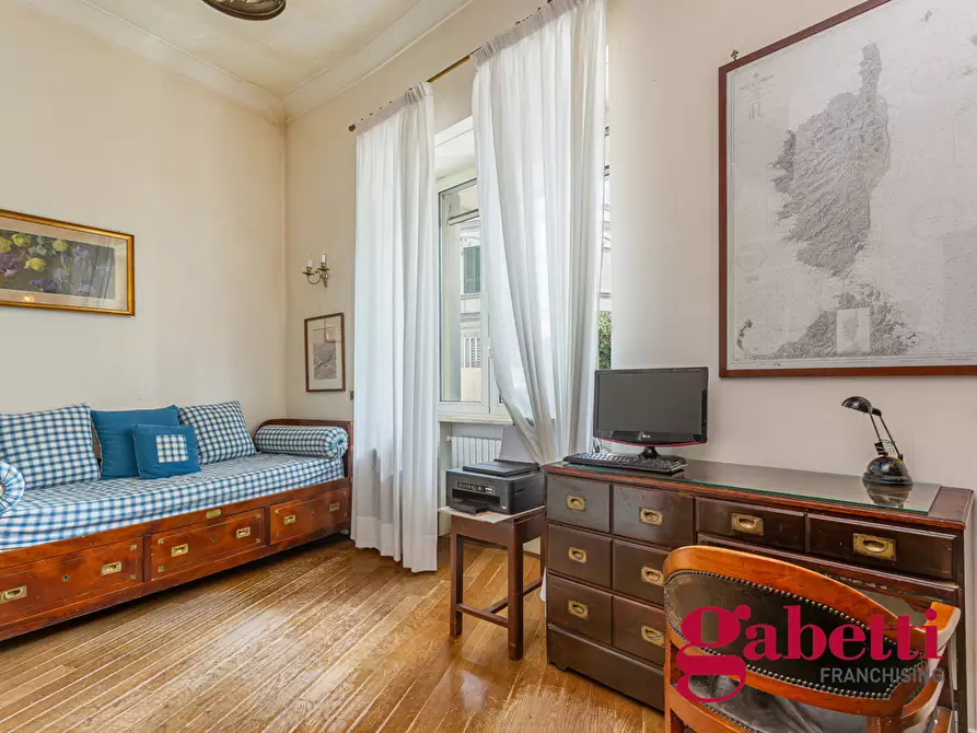 Immagine 14 di Appartamento in vendita  in Via Torquato Tasso, 343 a Napoli