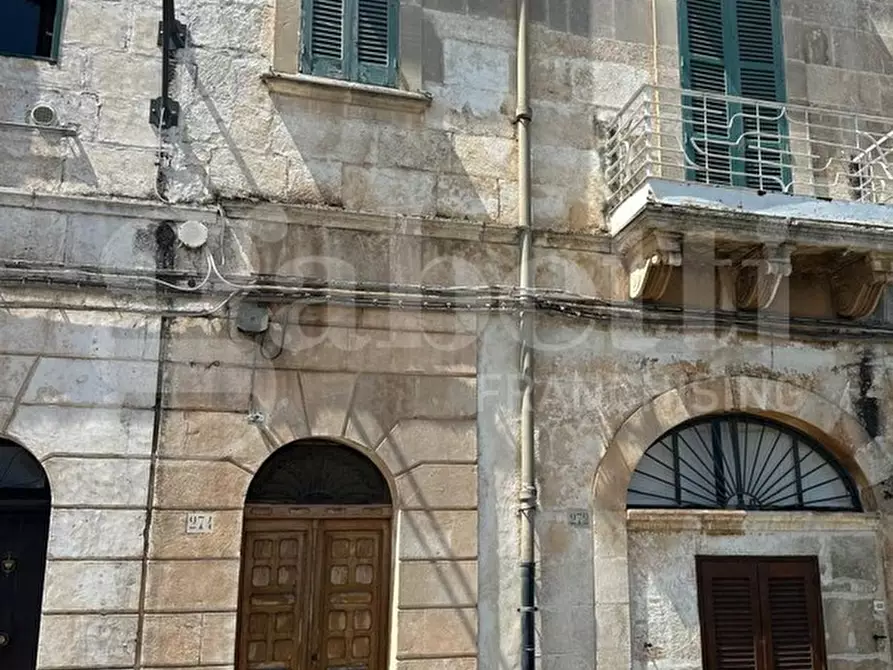 Immagine 1 di Casa indipendente in vendita  in Corso Vittorio Emanuele a Ostuni