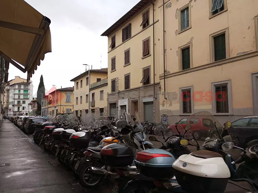 Immagine 6 di Negozio in vendita  in Via CENTO STELLE, 52 a Firenze