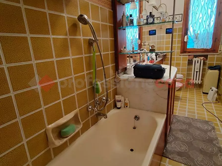 Immagine 34 di Appartamento in vendita  in Via Martiri delle Fosse Ardeatine a Castelfiorentino