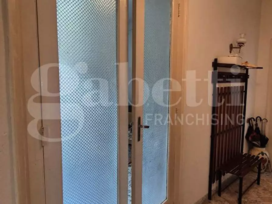 Immagine 8 di Appartamento in vendita  in Corso Umberto I, 94 a Torre Annunziata