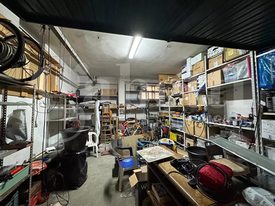 Immagine 16 di Box auto in vendita  in Via Parini, 65 a Lecce