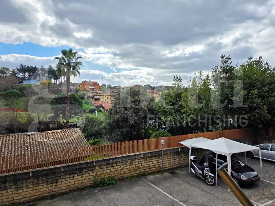 Immagine 26 di Appartamento in vendita  in Via dei Bonacolsi, 9 a Roma