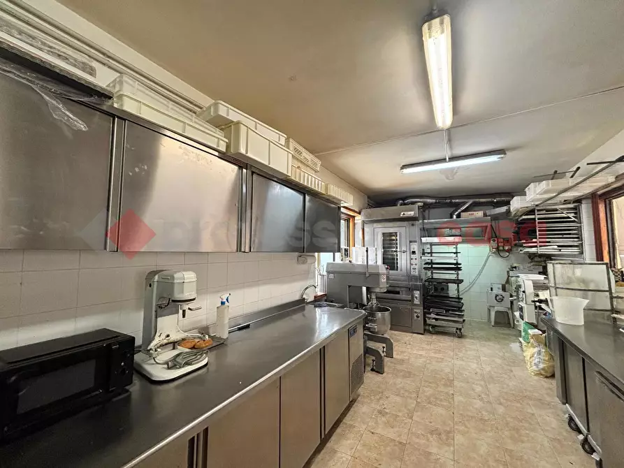 Immagine 18 di Attività commerciale in vendita  in Viale regina margherita, 13 a Anagni