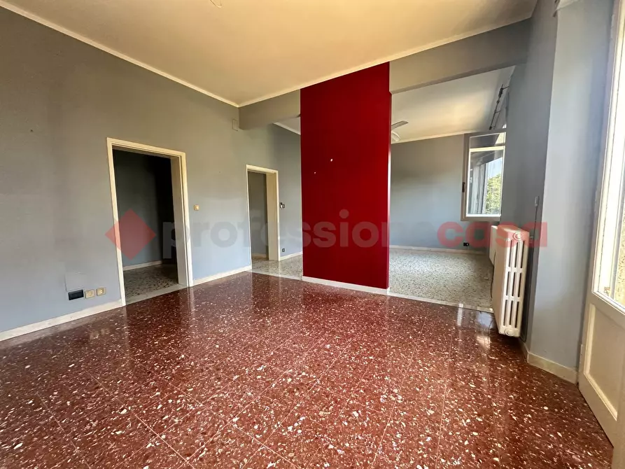 Immagine 4 di Appartamento in vendita  in Via SALVESTRI a Livorno