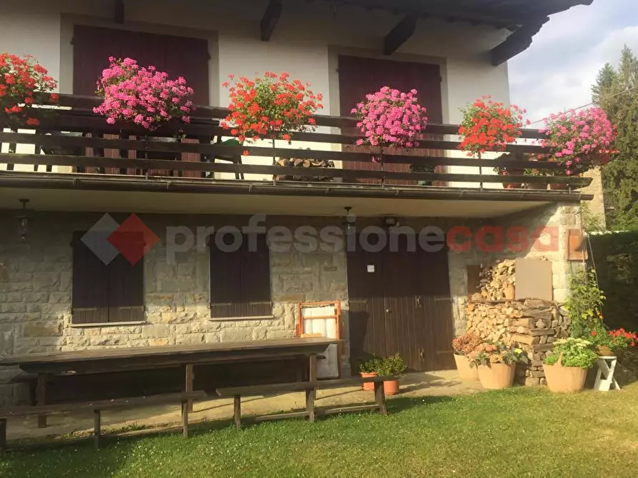 Immagine 2 di Villa in vendita  in Via POGGIO TESORO a Pelago