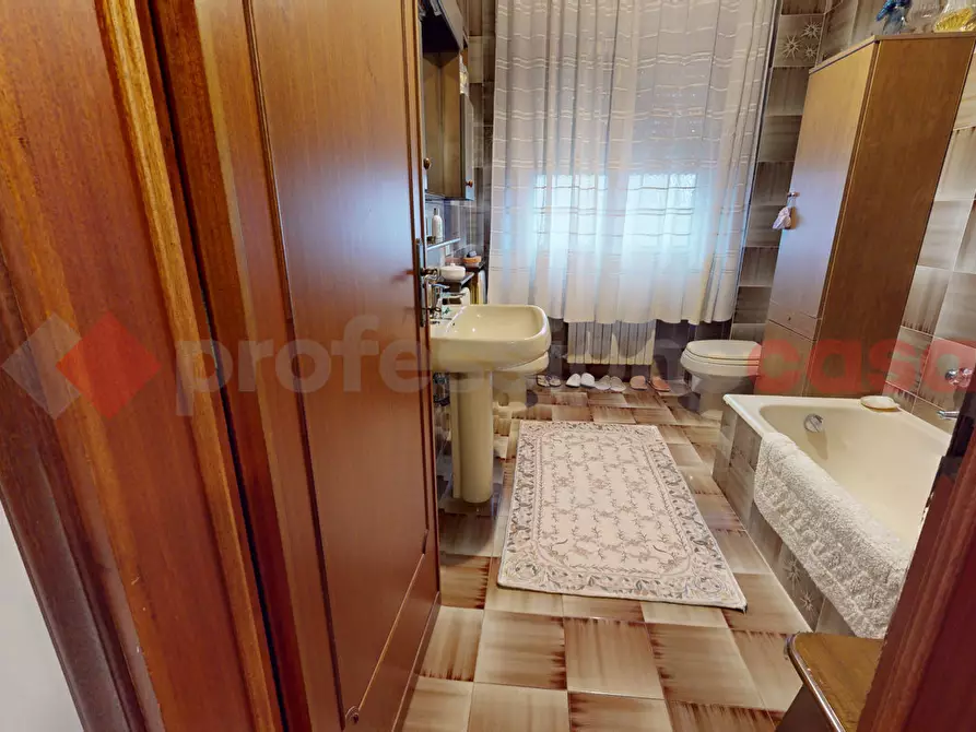 Immagine 11 di Villa in vendita  in Via dei lippi bassi, 192 a Lucca