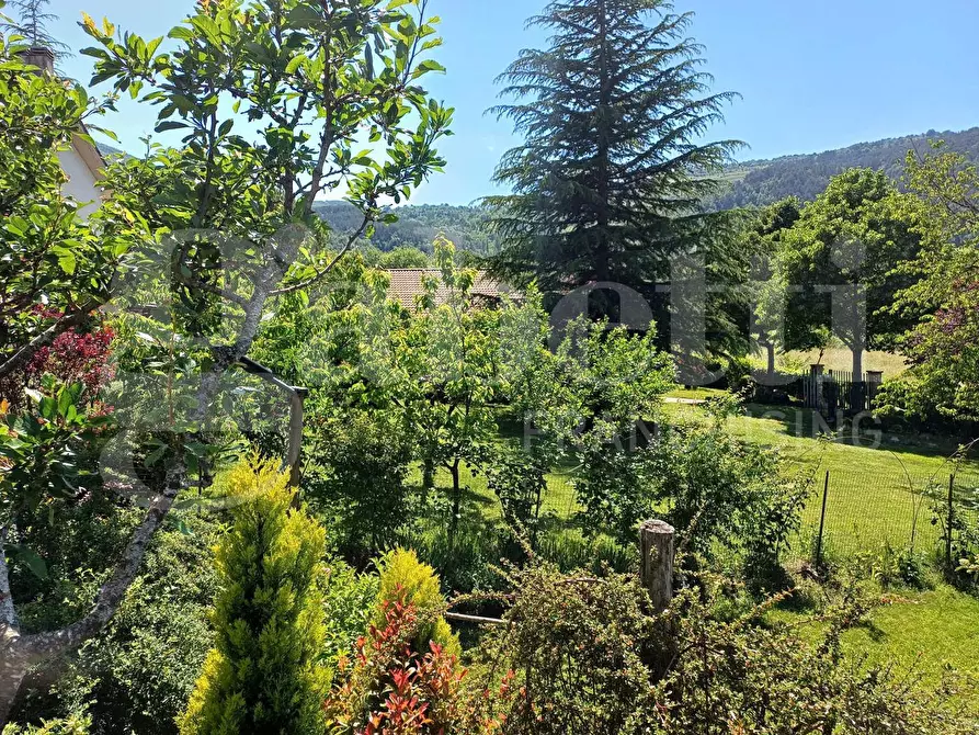 Immagine 42 di Villa in vendita  in Via SAN MARIA DEL MONTE, snc a Borbona