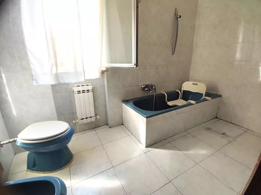 Immagine 9 di Appartamento in vendita  in Via GIULIO CESARE a San Severo