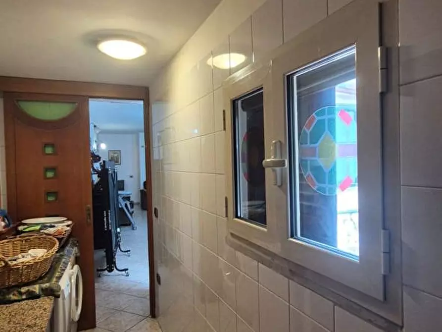 Immagine 26 di Casa indipendente in vendita  in Corso Umberto I, 193 a Torre Annunziata