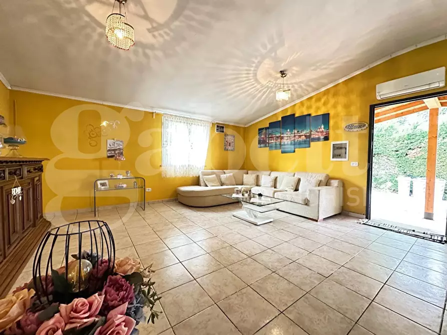 Immagine 9 di Villa in vendita  in Strada Valmontorio, 341 a Latina