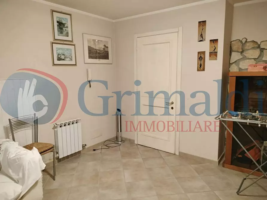 Immagine 2 di Appartamento in vendita  in Via GODOLA, 34 a Massa