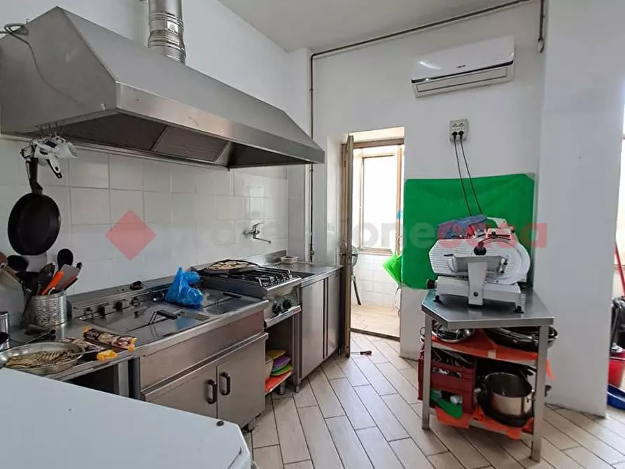 Immagine 21 di Attività commerciale in vendita  in Viale Regina Margherita, 76 a Anagni