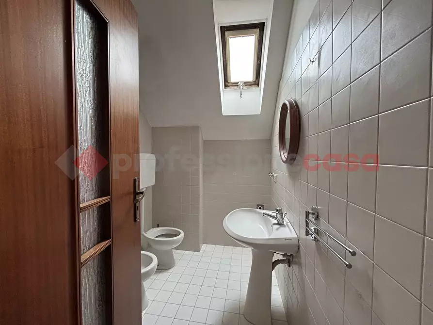 Immagine 13 di Ufficio in affitto  in Corso appio, 26 a Capua