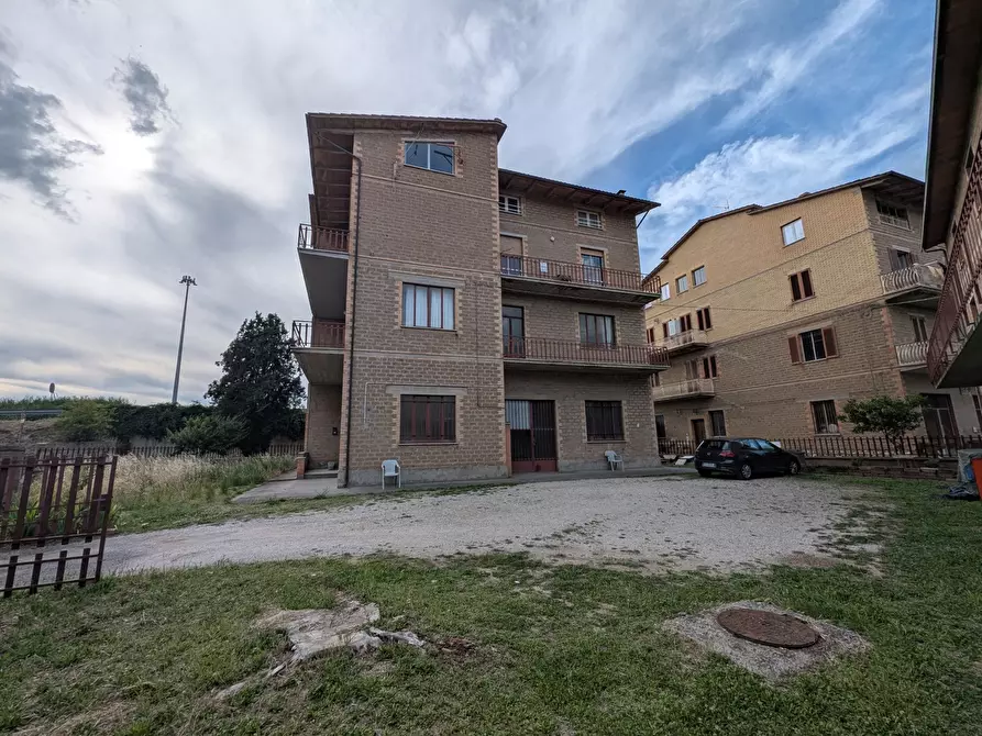 Immagine 3 di Appartamento in vendita  in Via G. MATTEOTTI, 32 a Deruta
