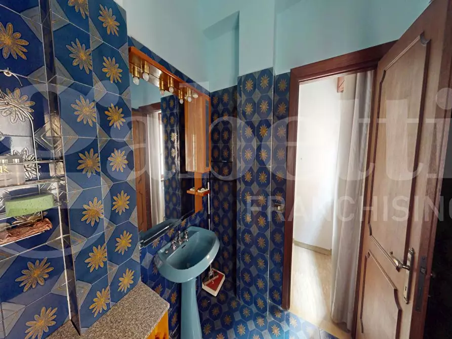 Immagine 31 di Appartamento in vendita  in Via Bibbona, 5 a Roma