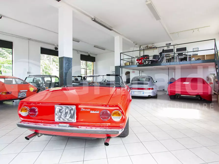 Immagine 9 di Albergo/B&B/Residence in vendita  in Via Besozzo, 12 a Mercallo