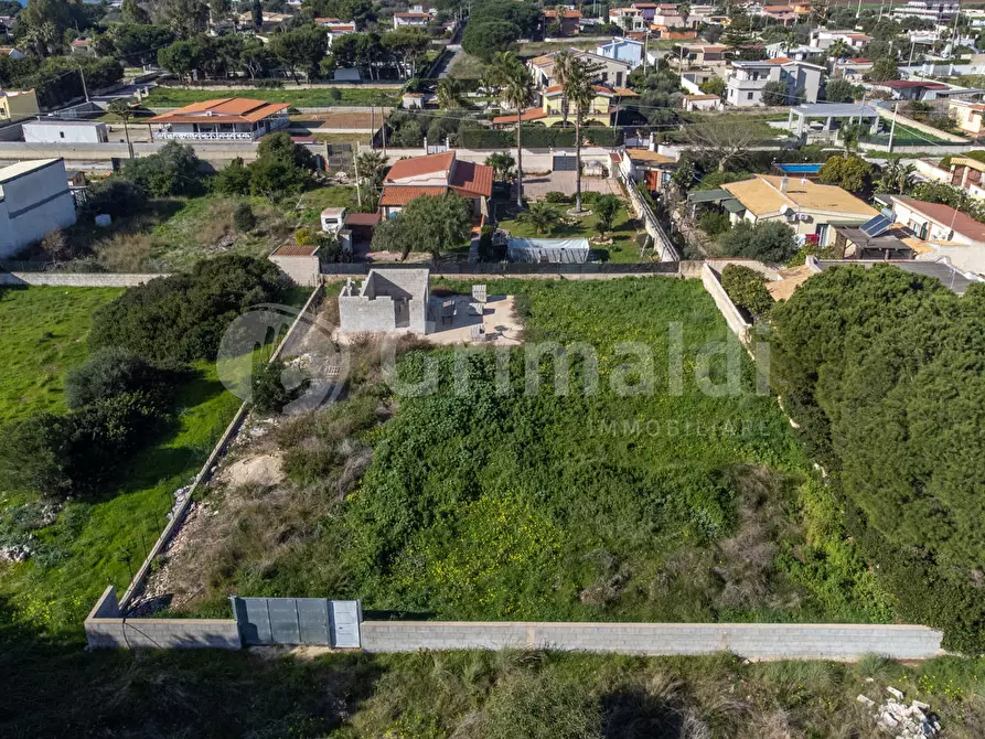 Immagine 2 di Terreno residenziale in vendita  in Via del Turchese, 26 a Siracusa