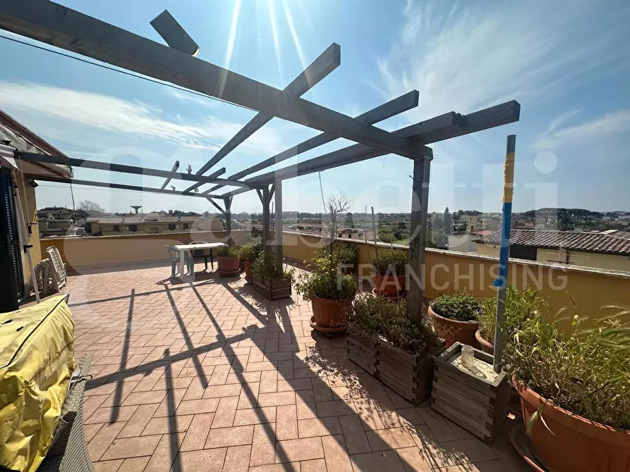 Immagine 5 di Attico in vendita  in Via della lontra, 15 a Ardea