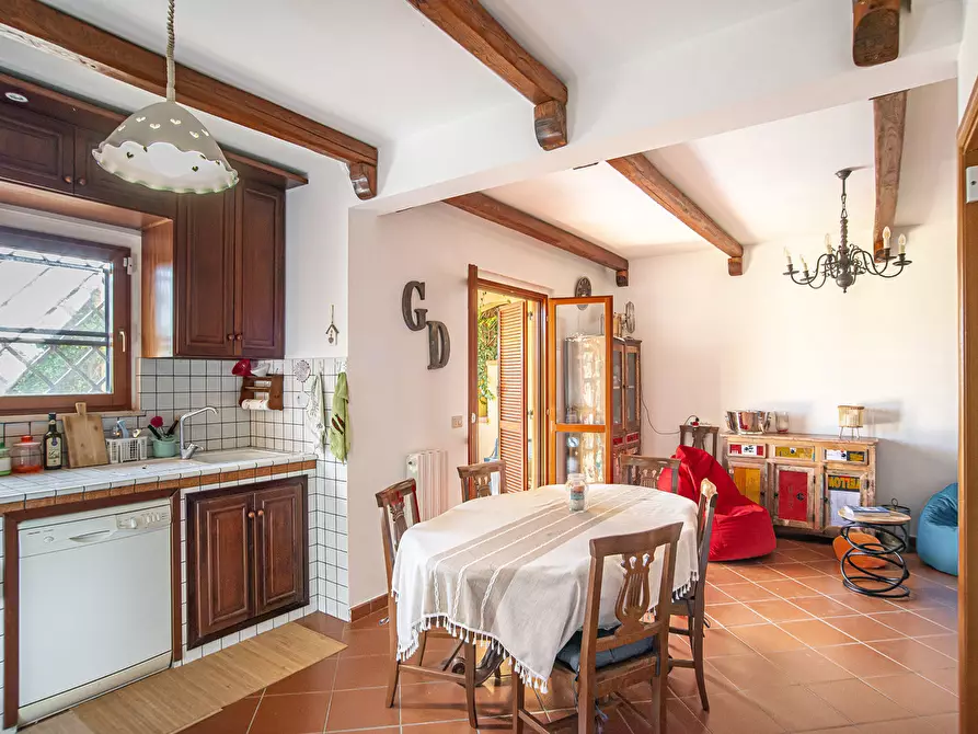 Immagine 5 di Casa trifamiliare in vendita  in Via della Bilancia, 47 a Sabaudia